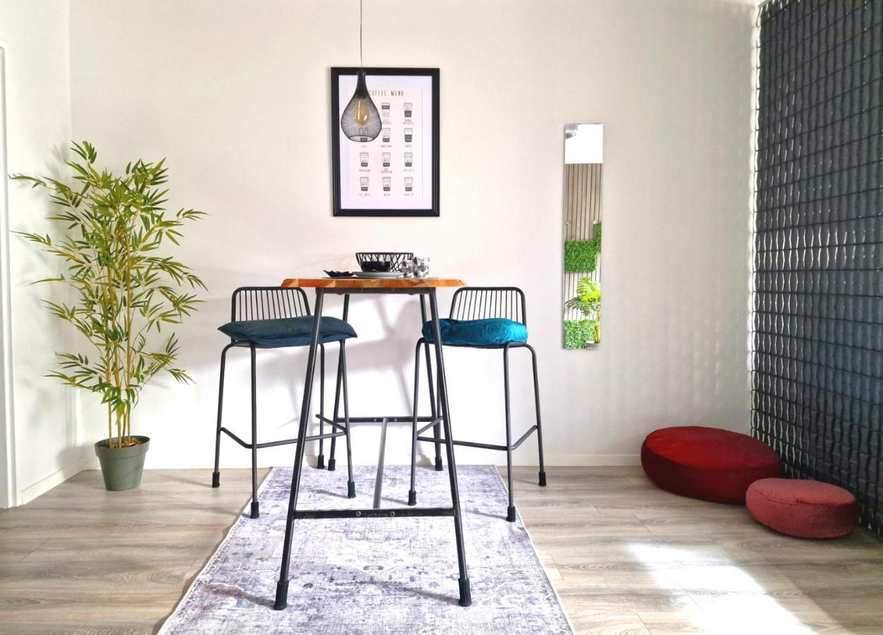 Urban Jungle Studio Apartment Offenbach del Meno Exterior foto
