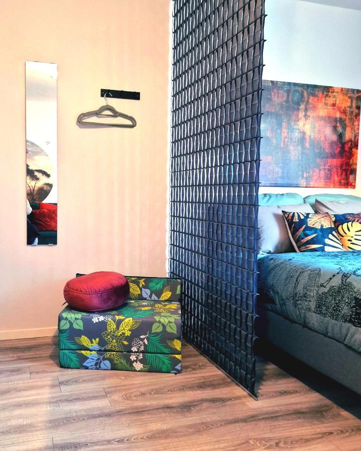 Urban Jungle Studio Apartment Offenbach del Meno Exterior foto