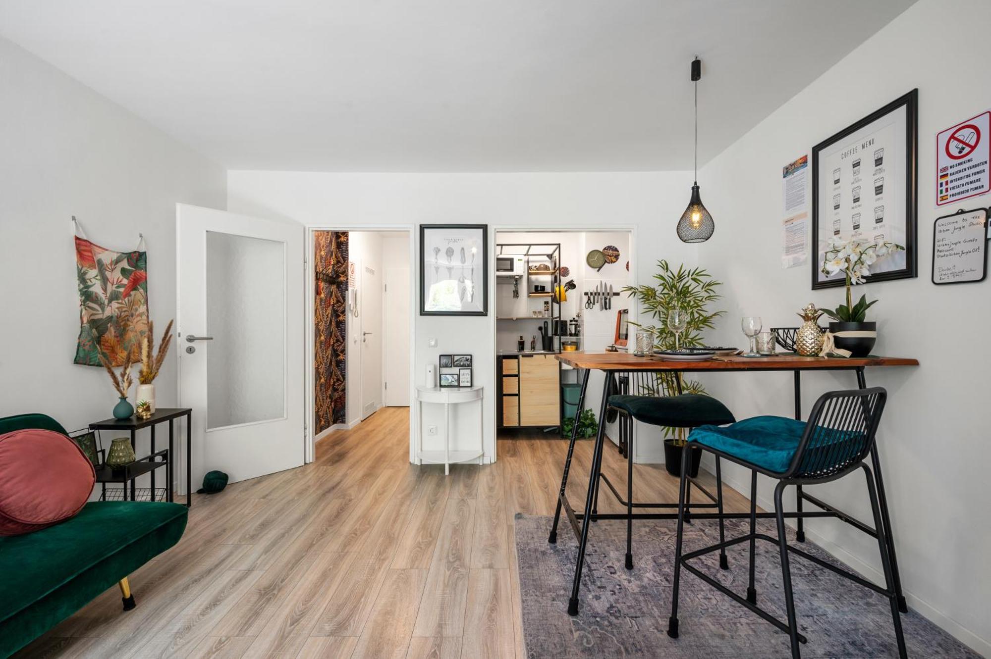 Urban Jungle Studio Apartment Offenbach del Meno Exterior foto